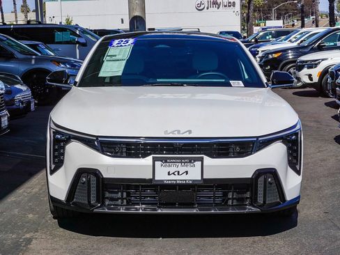 Certified 2025 Kia K4 GT-Line Turbo FWD image 2