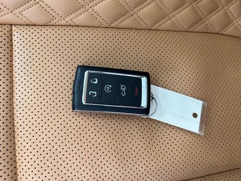 Used 2024 Jeep Grand Cherokee Summit AWD/4WD image 32