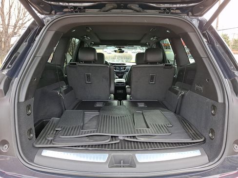 Used 2024 Cadillac XT6 Premium Luxury w/ Technology Package image 31