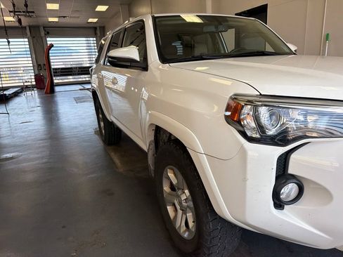 Used 2016 Toyota 4Runner SR5 Premium AWD/4WD image 1