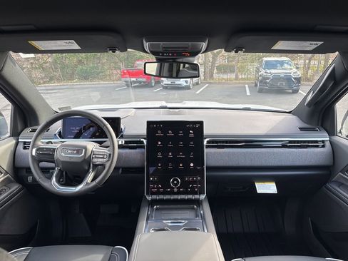 New 2026 GMC Sierra EV Elevation image 14