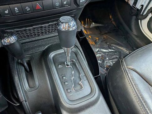 Used 2018 Jeep Wrangler Unlimited Sahara w/ Trailer Tow Group image 12