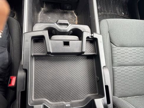 Used 2025 RAM 1500 Big Horn AWD/4WD image 24