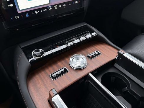 New 2026 Lincoln Navigator Black Label AWD/4WD image 30