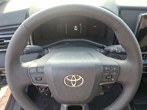 New 2026 Toyota Camry LE image 17