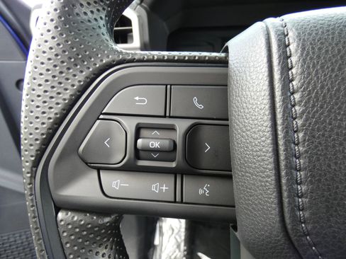 Used 2025 Toyota Tacoma SR5 image 76