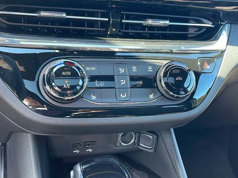 New 2026 Buick Envista Sport Touring w/ Convenience I Package FWD image 19
