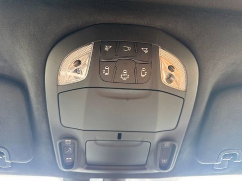 Used 2022 Chrysler Pacifica Pinnacle FWD image 27