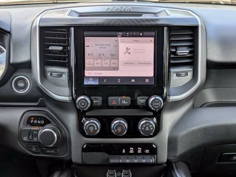New 2026 RAM 1500 Express AWD/4WD image 18