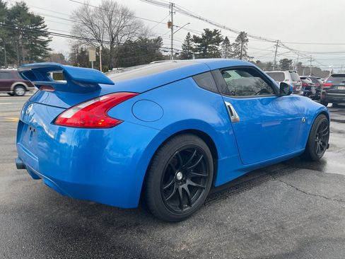 Used 2010 Nissan 370Z Coupe w/ Sport Pkg image 5