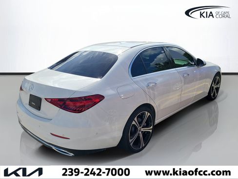 Used 2024 Mercedes-Benz C 300 Sedan image 4