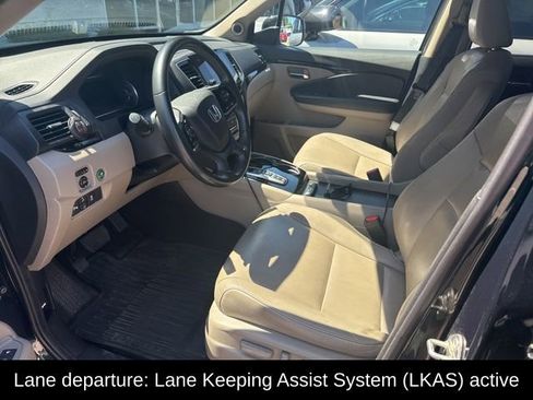 Used 2020 Honda Pilot Touring image 18