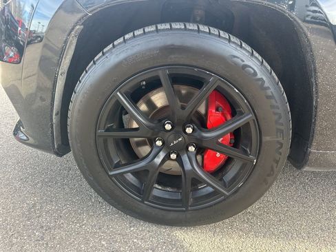 Used 2018 Jeep Grand Cherokee SRT w/ Trailer Tow Group IV image 31