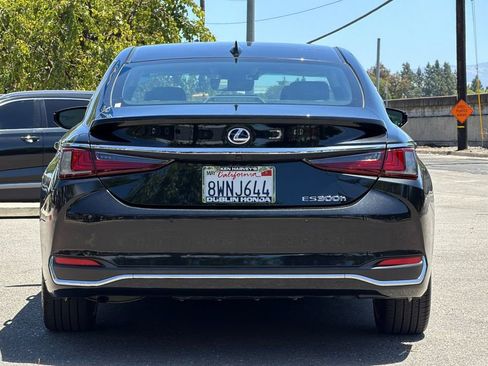 Used 2021 Lexus ES 300h w/ Premium Package FWD image 5
