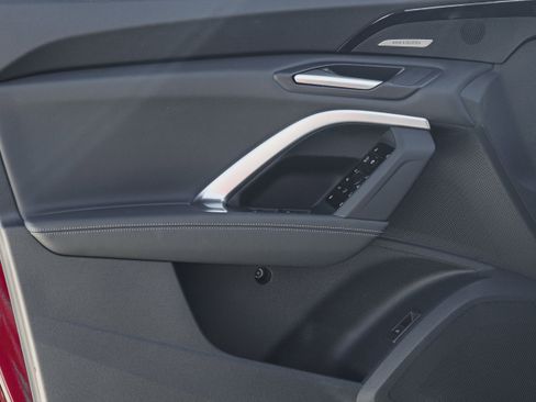 Certified 2025 Audi Q5 Premium Plus w/ Premium Plus image 23