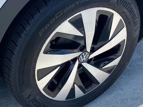 Certified 2023 Volkswagen ID.4 2WD image 20