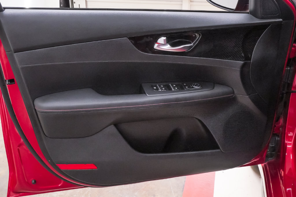 Used 2022 Kia Forte GT w/ GT Technology Package FWD image 24