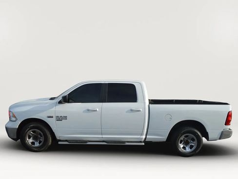 Used 2019 RAM 1500 Classic SLT RWD image 4