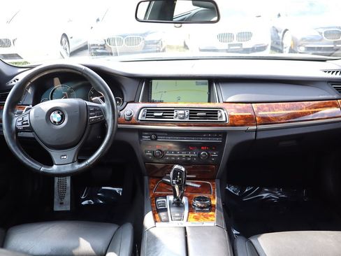 Used 2014 BMW 750Li xDrive AWD/4WD image 10