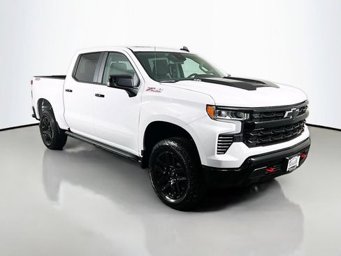 New 2026 Chevrolet Silverado 1500 LT Trail Boss w/ Convenience Package II AWD/4WD image 3