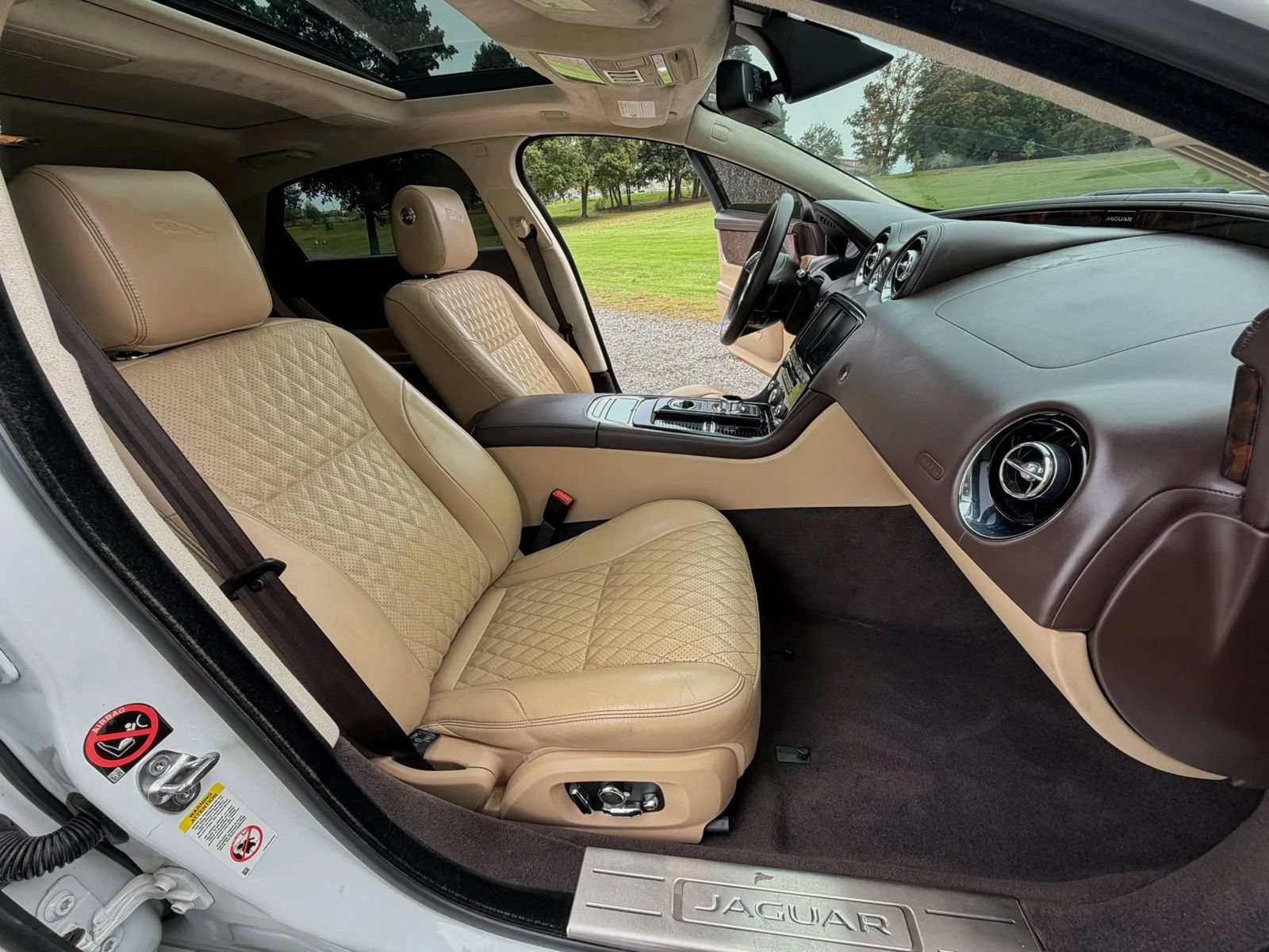 Used 2017 Jaguar XJ L Portfolio AWD/4WD image 42