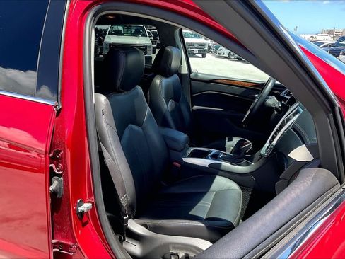 Used 2016 Cadillac SRX Luxury w/ Driver Awareness Package AWD/4WD image 13