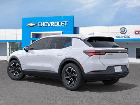 New 2026 Chevrolet Equinox EV LT image 29