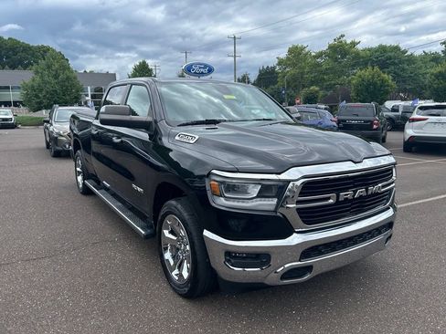 Used 2019 RAM 1500 Big Horn AWD/4WD image 3