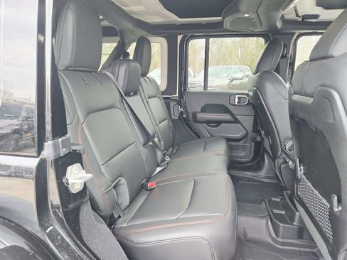 New 2026 Jeep Wrangler Unlimited Rubicon image 16