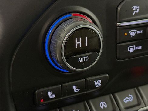 Used 2019 Chevrolet Silverado 1500 LTZ w/ LTZ Premium Package image 22