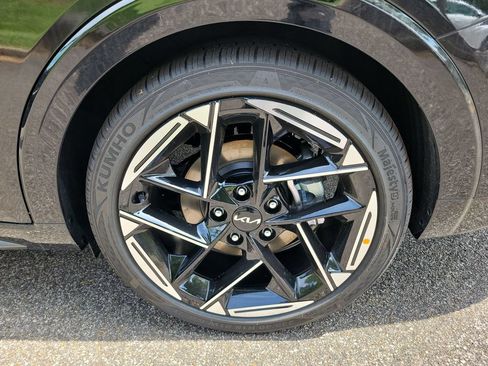 New 2026 Kia K4 EX w/ GT-Line Sunroof Package FWD image 9