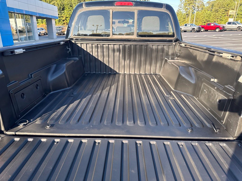 Used 2015 Toyota Tacoma PreRunner w/ SR5 Package RWD image 10
