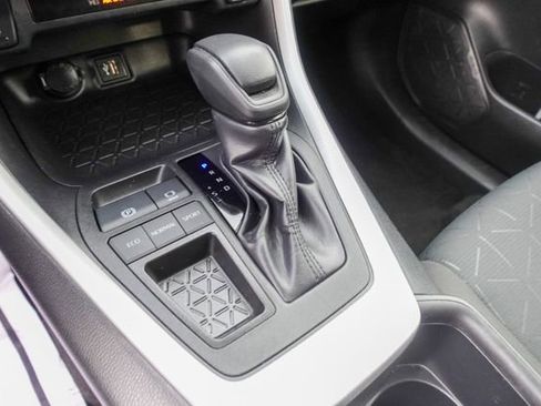 Certified 2024 Toyota RAV4 XLE image 26