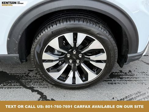 Used 2025 Ford Explorer Platinum w/ LUX Leather Package image 16