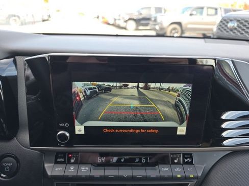 Certified 2025 Toyota Camry SE image 19