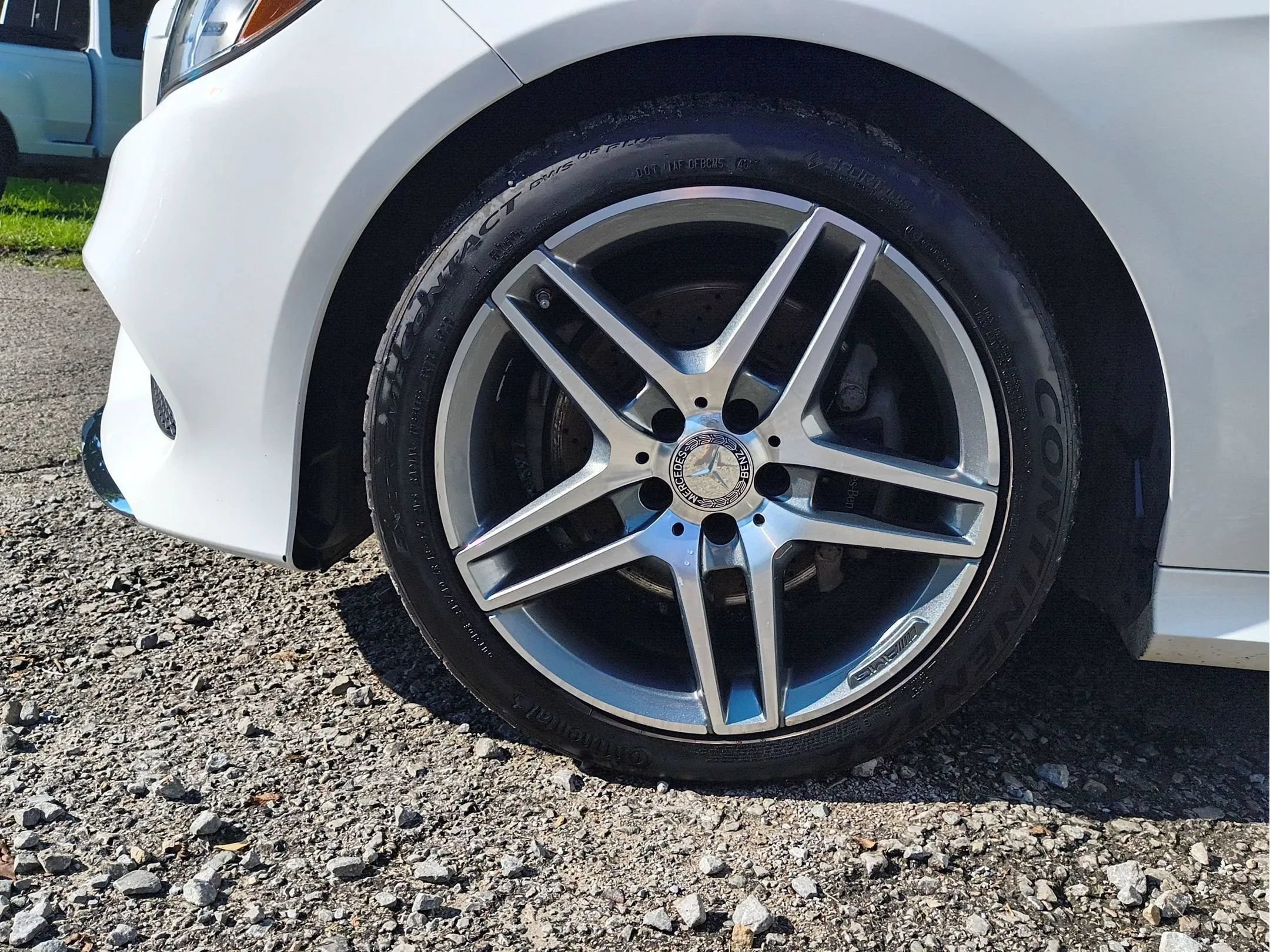 Used 2015 Mercedes-Benz E 350 4MATIC Sedan image 24
