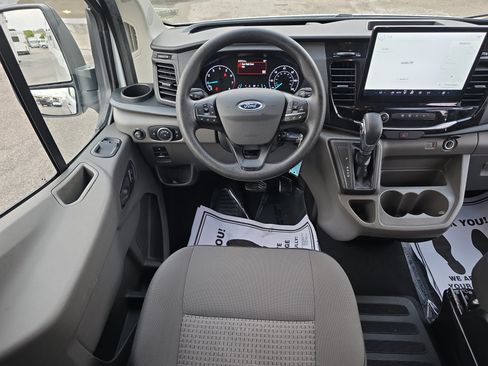 Used 2024 Ford Transit 350 XLT RWD image 20