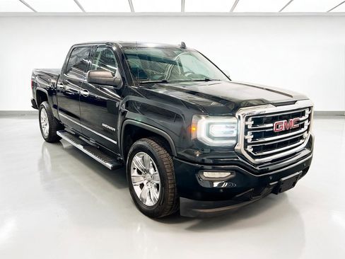 Used 2018 GMC Sierra 1500 SLT w/ Enhanced Driver Alert Package RWD image 3