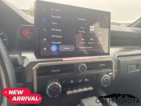 Used 2024 Toyota Tacoma TRD Off-Road image 8