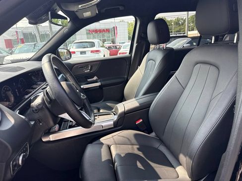 Certified 2025 Mercedes-Benz GLB 250 4MATIC image 6