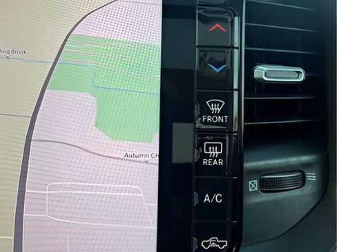 Used 2025 RAM 1500 Limited image 26