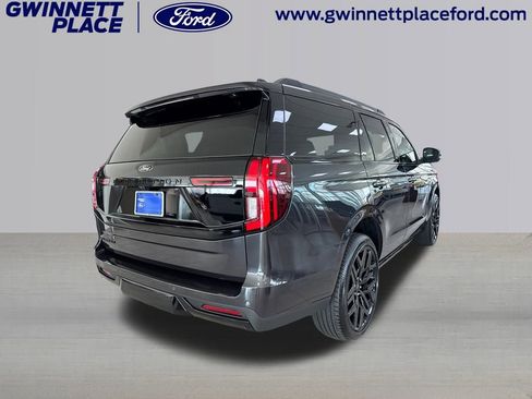 New 2026 Ford Expedition Platinum w/ Stealth Performance Package image 28