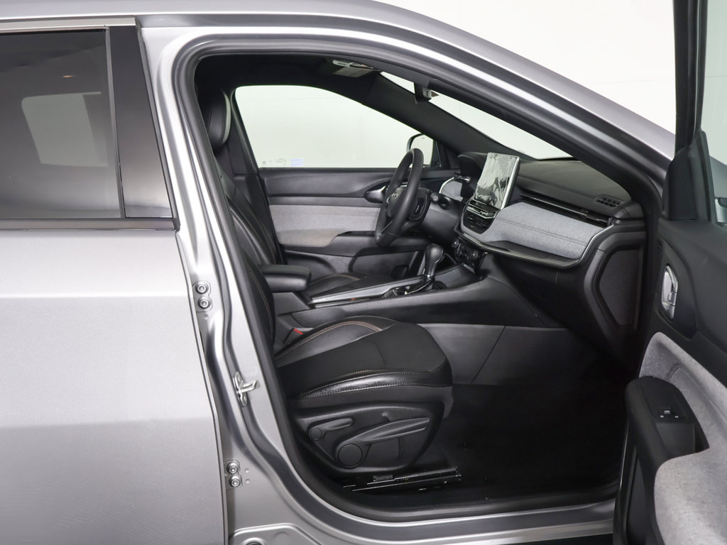 Used 2023 Jeep Compass Latitude AWD/4WD image 26