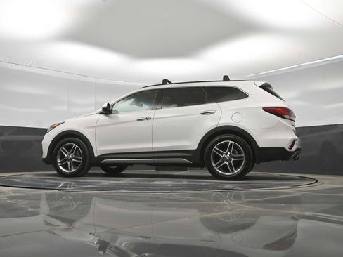 Used 2017 Hyundai Santa Fe Limited AWD/4WD image 34