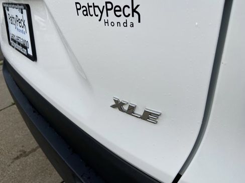 Used 2025 Toyota RAV4 XLE image 51