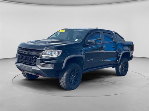 Used 2022 Chevrolet Colorado ZR2 w/ ZR2 Midnight Special Edition AWD/4WD image 3