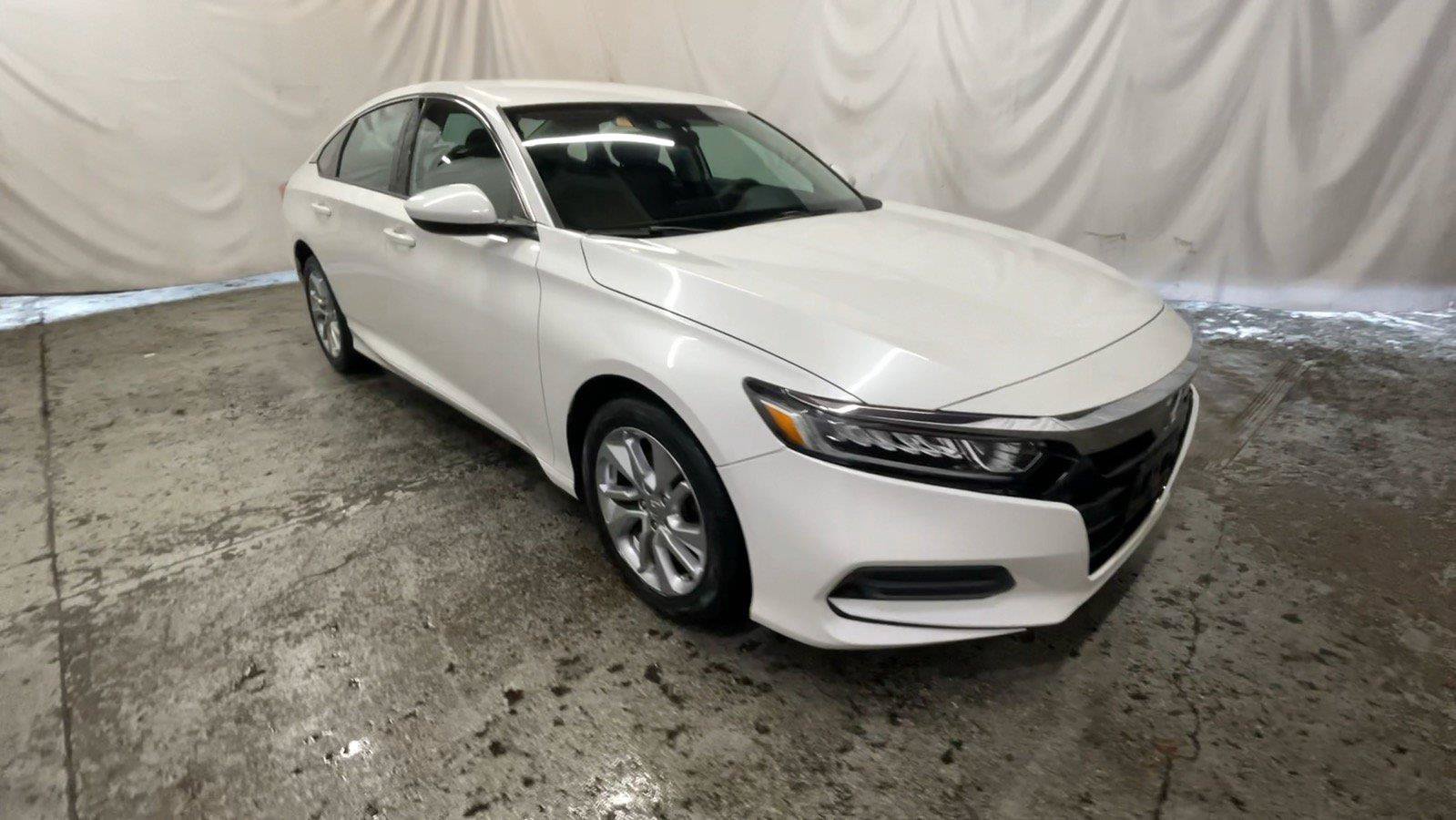 Used 2019 Honda Accord LX image 2