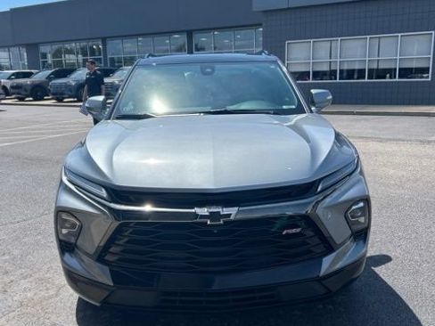 Used 2024 Chevrolet Blazer RS w/ Driver Confidence II Package FWD image 5