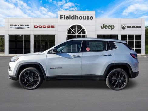 New 2026 Jeep Compass Latitude AWD/4WD image 10
