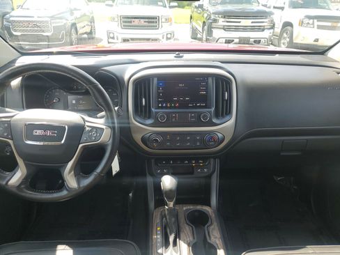 Used 2022 GMC Canyon Denali AWD/4WD image 10